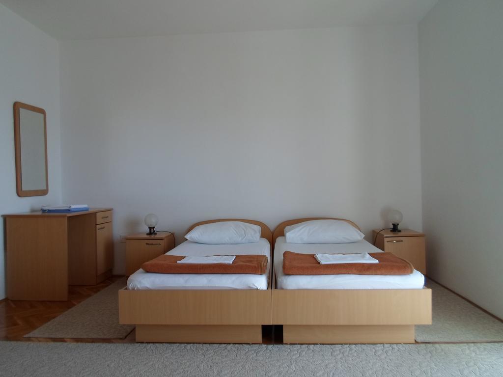 Apartments Branko Nin Eksteriør billede
